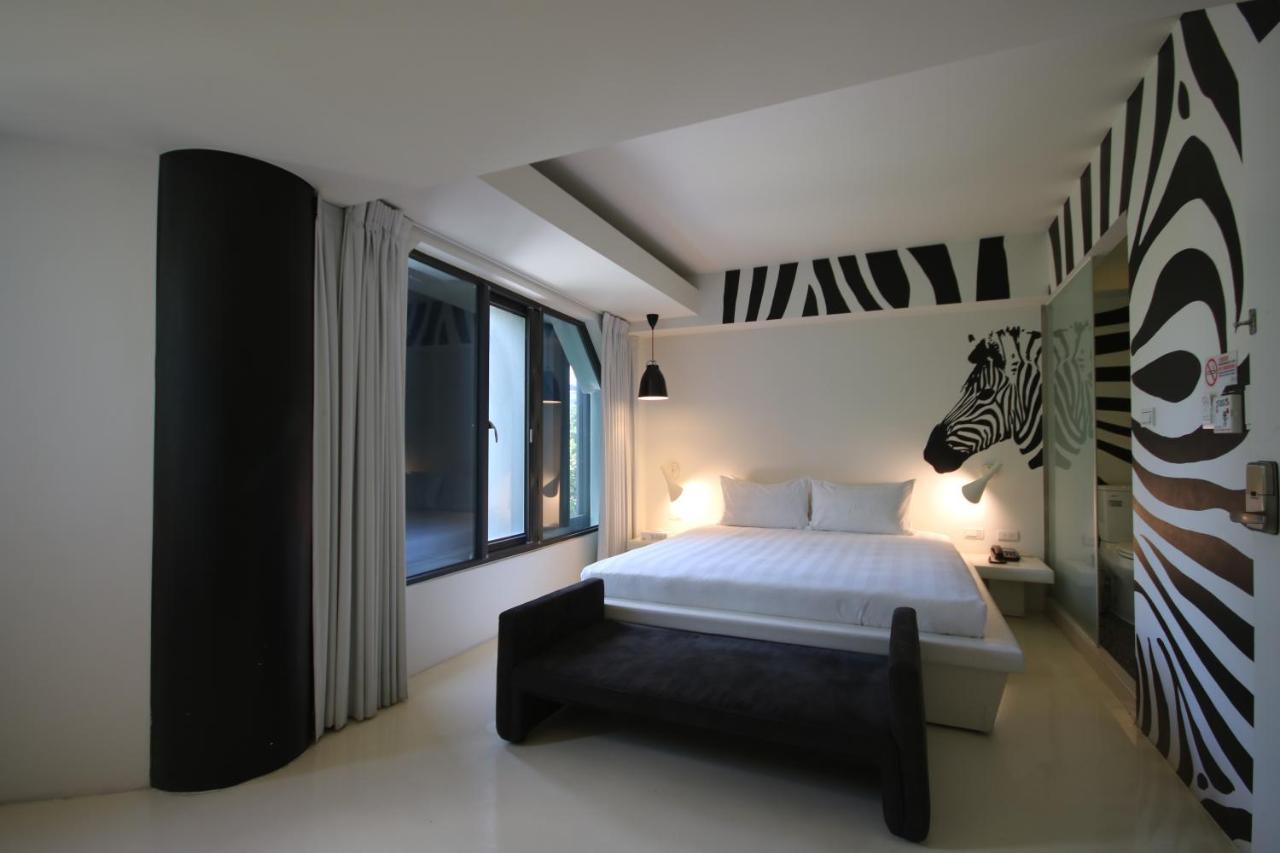 Hotel Papa Whale-Kaohsiung Formosa Boulevard Extérieur photo