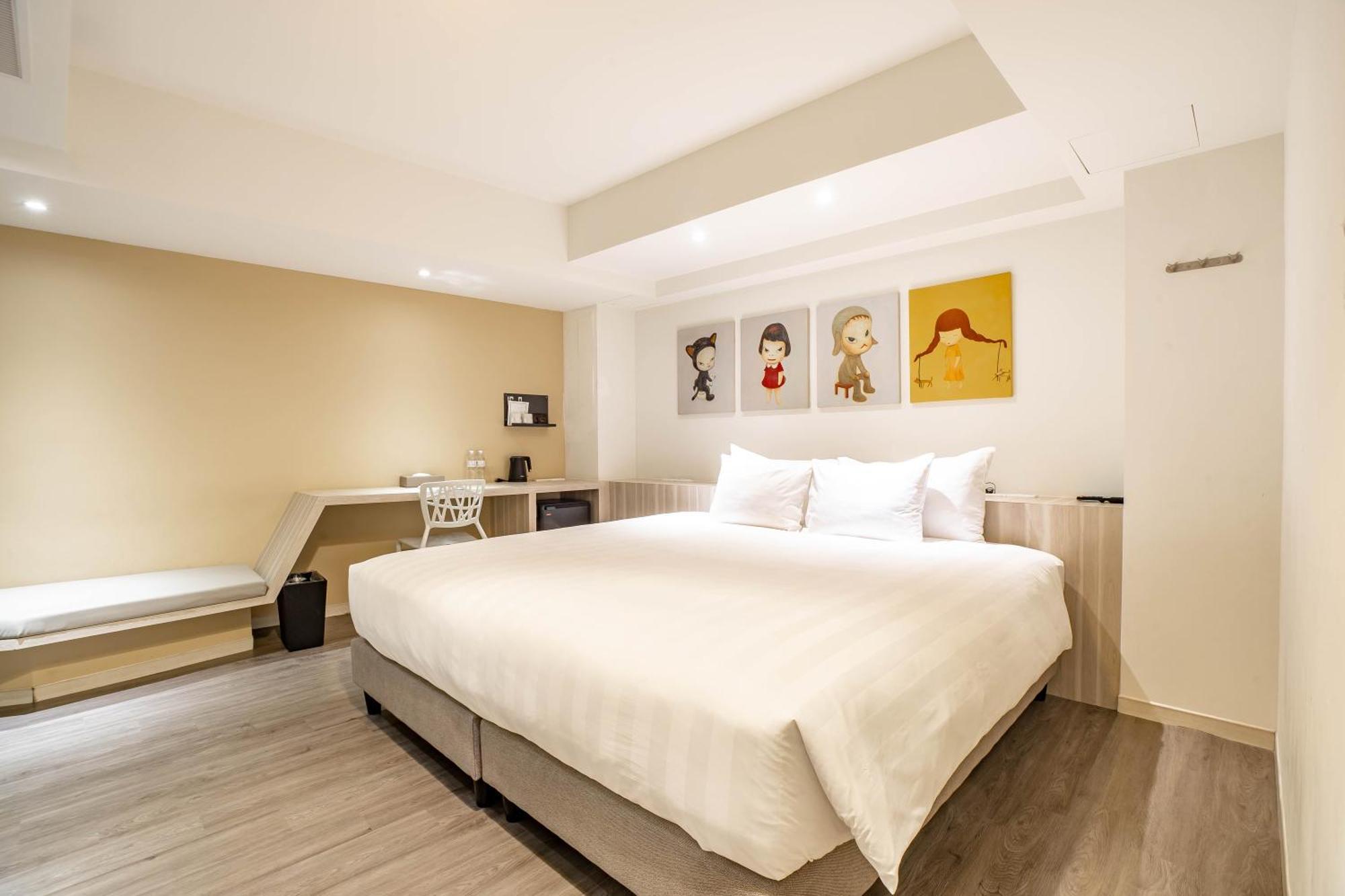 Hotel Papa Whale-Kaohsiung Formosa Boulevard Extérieur photo