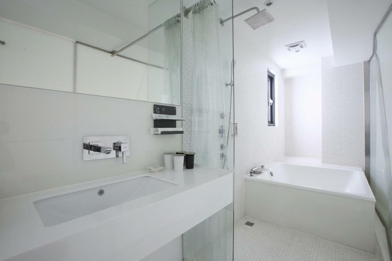 Hotel Papa Whale-Kaohsiung Formosa Boulevard Extérieur photo